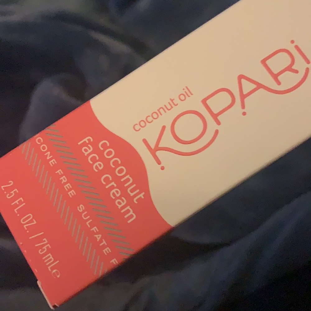 Kopari face cream - Picture 2 of 2